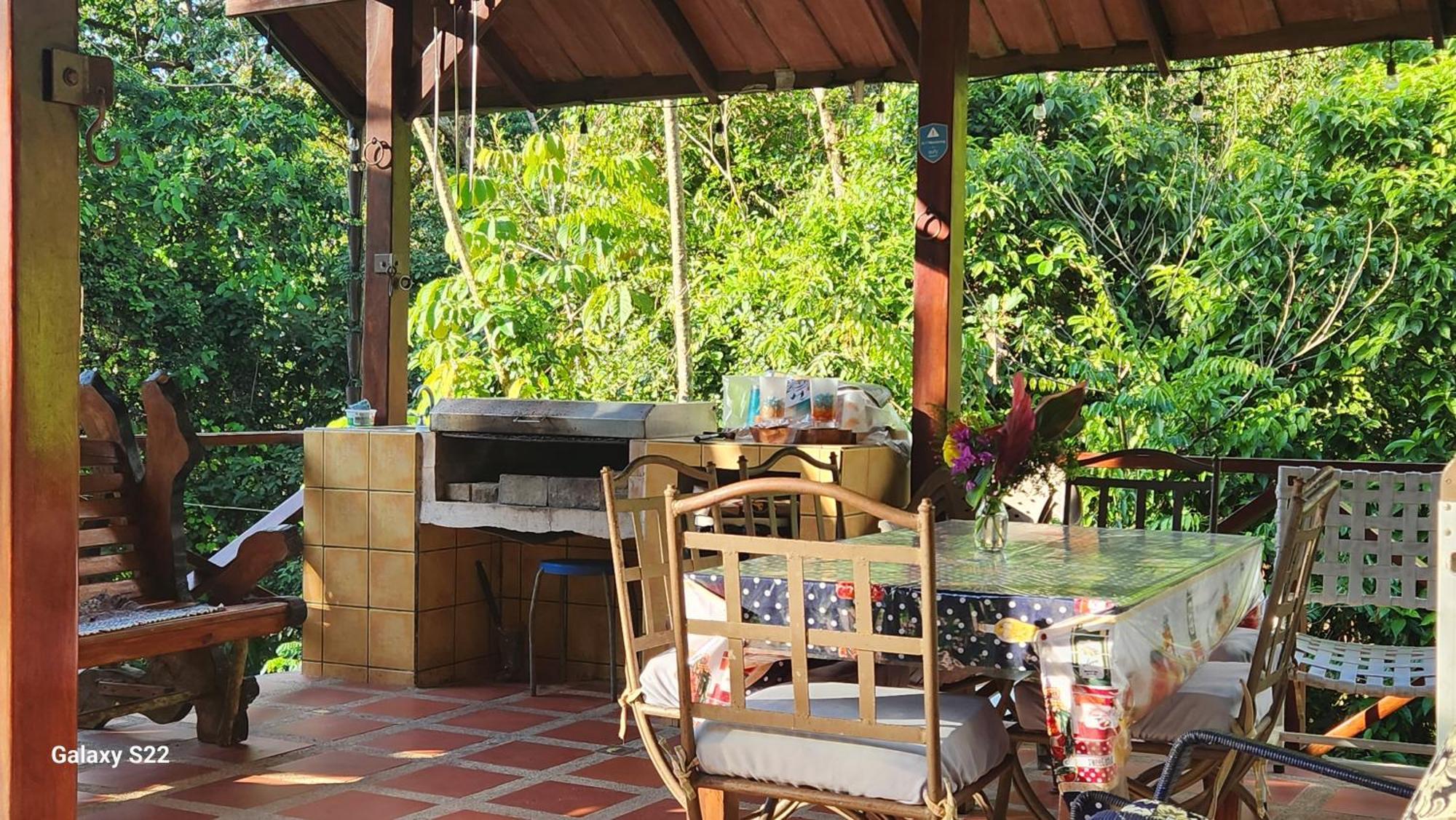 Habitación en casa particular Yethan House Uvita